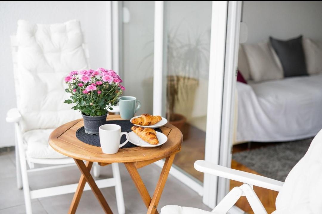 Relax Central Apartment Загреб Екстериор снимка