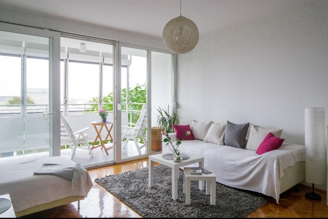 Relax Central Apartment Загреб Екстериор снимка