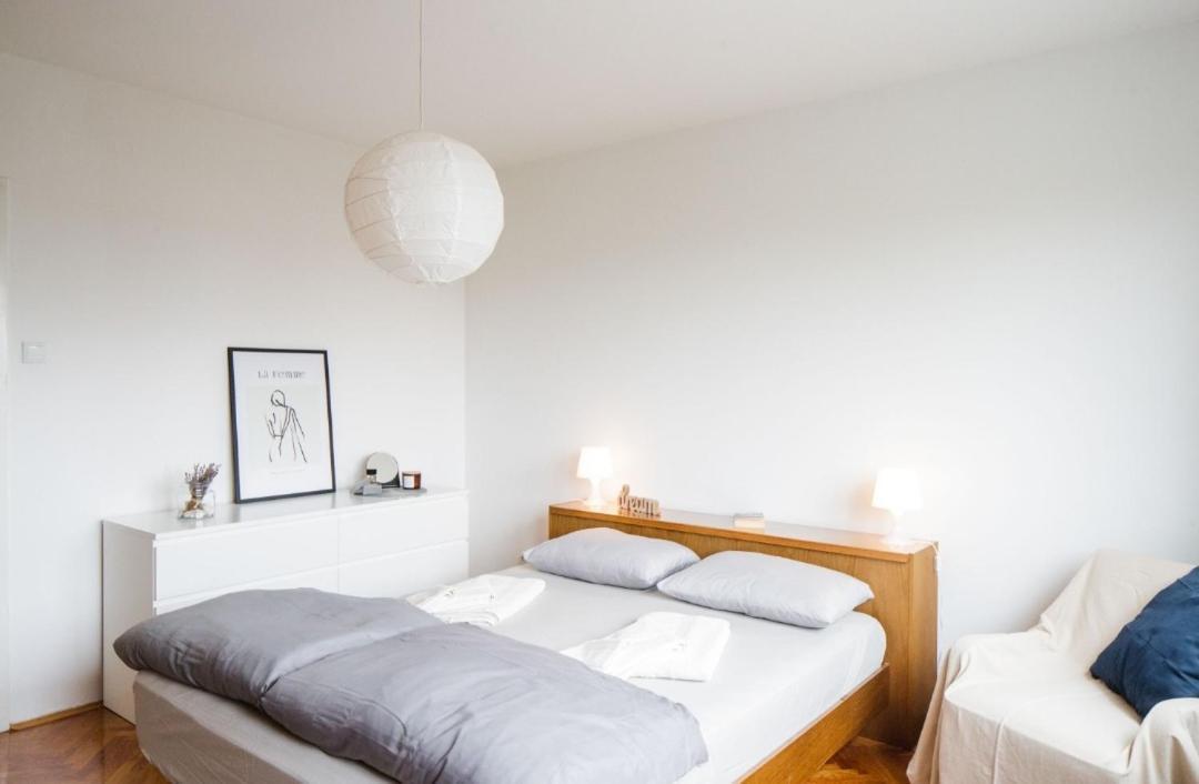 Relax Central Apartment Загреб Екстериор снимка